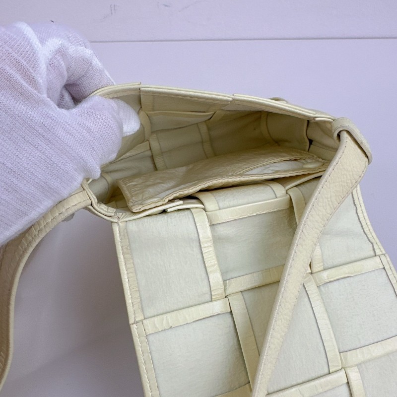 Bottega Veneta  BV小鸡黄6格 肩背包斜背包-7