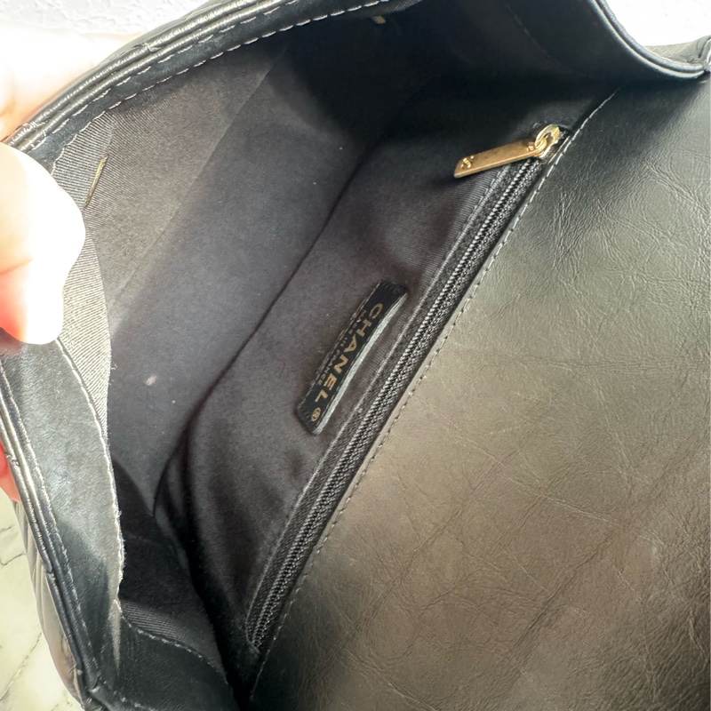 Chanel 山形紋提把鏈斜背包-8