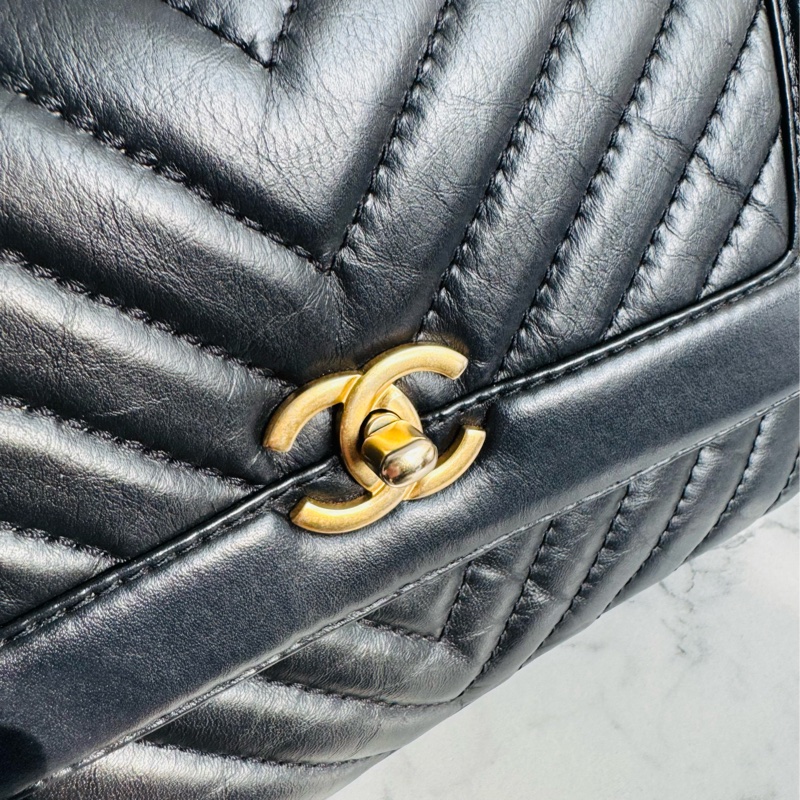 Chanel 山形紋提把鏈斜背包-14