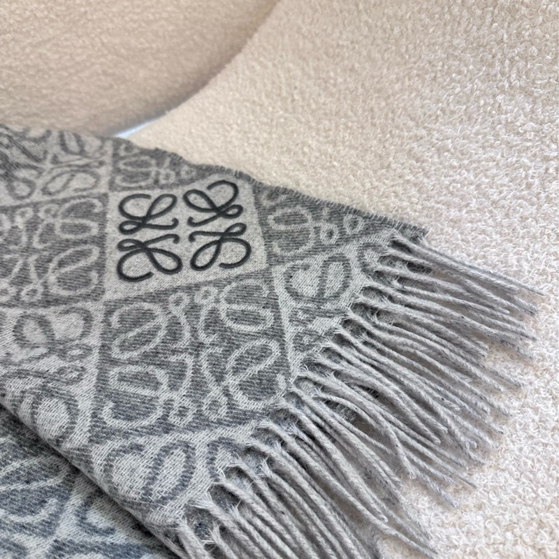 【全🆕】LOEWE Anagram scarf 羊絨羊毛圍巾 淺灰色-4