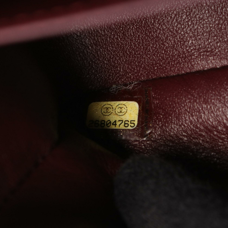 香奈兒 Matelasse W 翻蓋鏈條肩背包，小牛皮，黑色，二手，帶五金配件-4