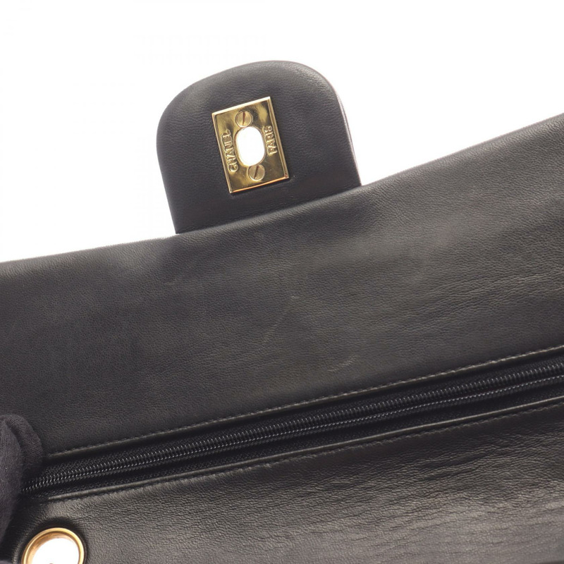 香奈兒 (CHANEL) Matelasse W 翻蓋鏈條單肩背包，羊皮材質，黑色，二手，金色五金，CC-5