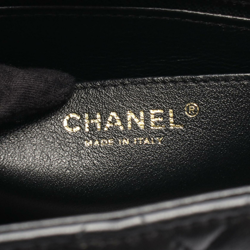 香奈兒迷你絎縫鏈條斜背包 A35200 羊皮金色五金黑色-3