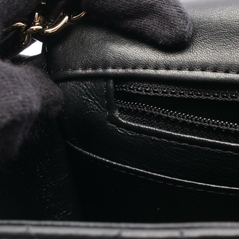 香奈兒迷你絎縫鏈條斜背包 A35200 羊皮金色五金黑色-6