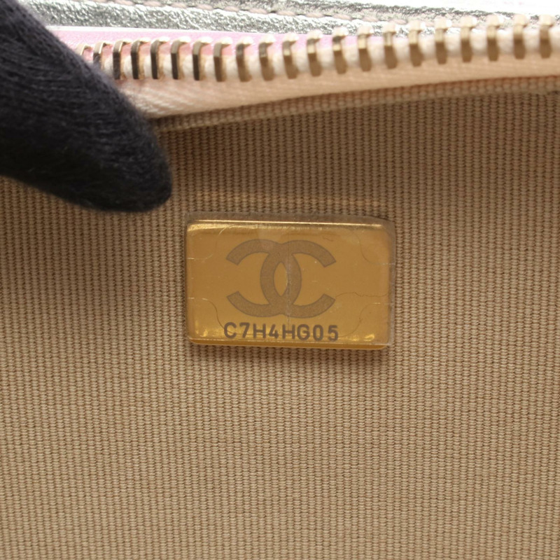 香奈兒 (CHANEL) Matelasse 斜背包,羊皮材質,金屬粉紅色,金色五金,二手-4