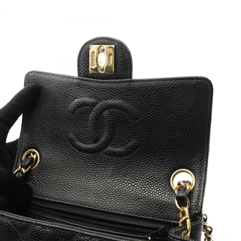 香奈兒迷你絎縫鏈條肩背包，小牛皮材質，黑色，二手，金色五金-5