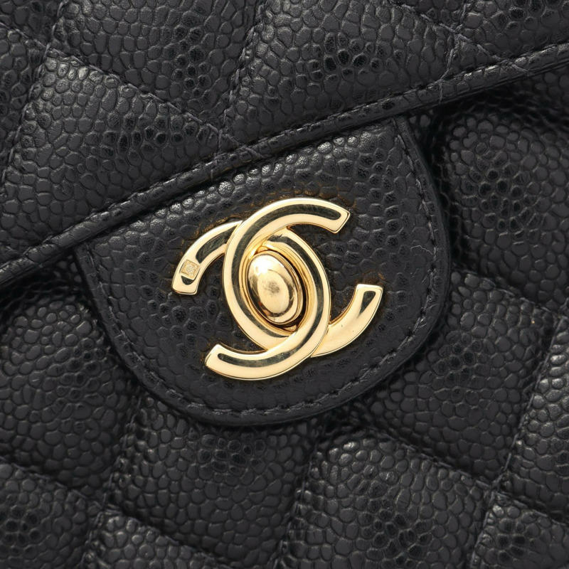 香奈兒迷你絎縫鏈條肩背包，小牛皮材質，黑色，二手，金色五金-9