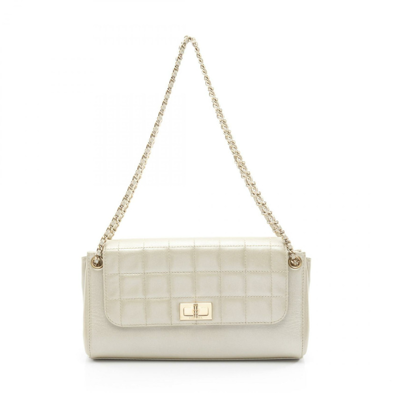 香奈兒 2.55 巧克力色鏈條單肩包,羊皮材質,金色五金,二手。-0