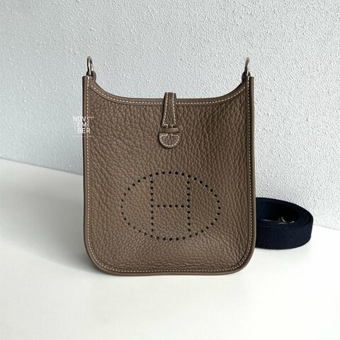 閒置新✨ Hermès 愛馬仕 Evelyne Mini 大象灰銀釦 一代