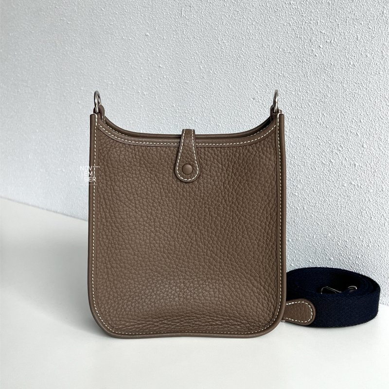 閒置新✨ Hermès 愛馬仕 Evelyne Mini 大象灰銀釦 一代-1