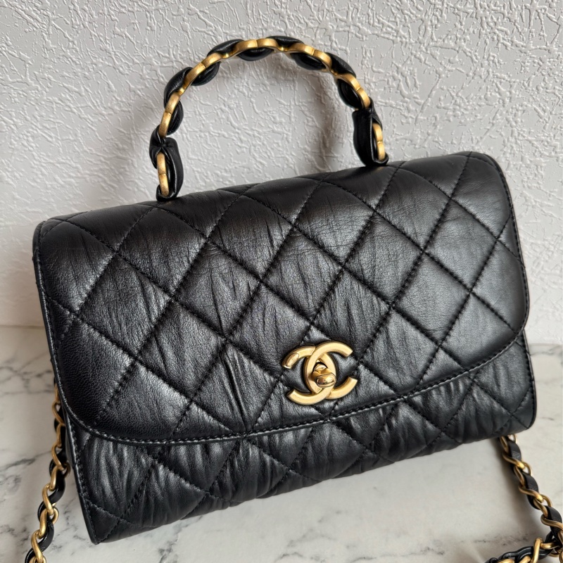 Chanel 黑色鞣質牛皮金屬提把鏈包-0