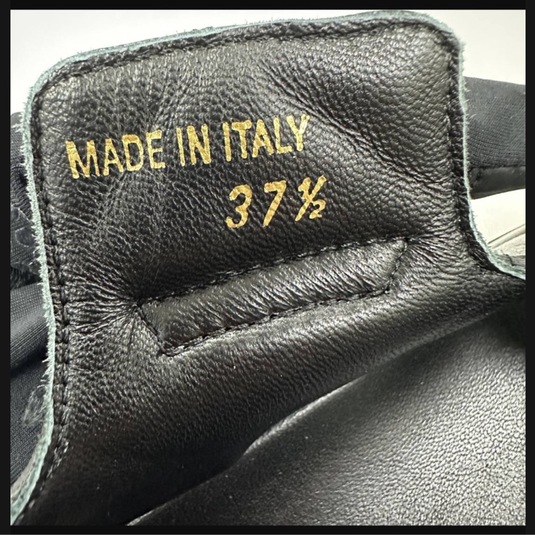 PRADA皮革涼鞋-11