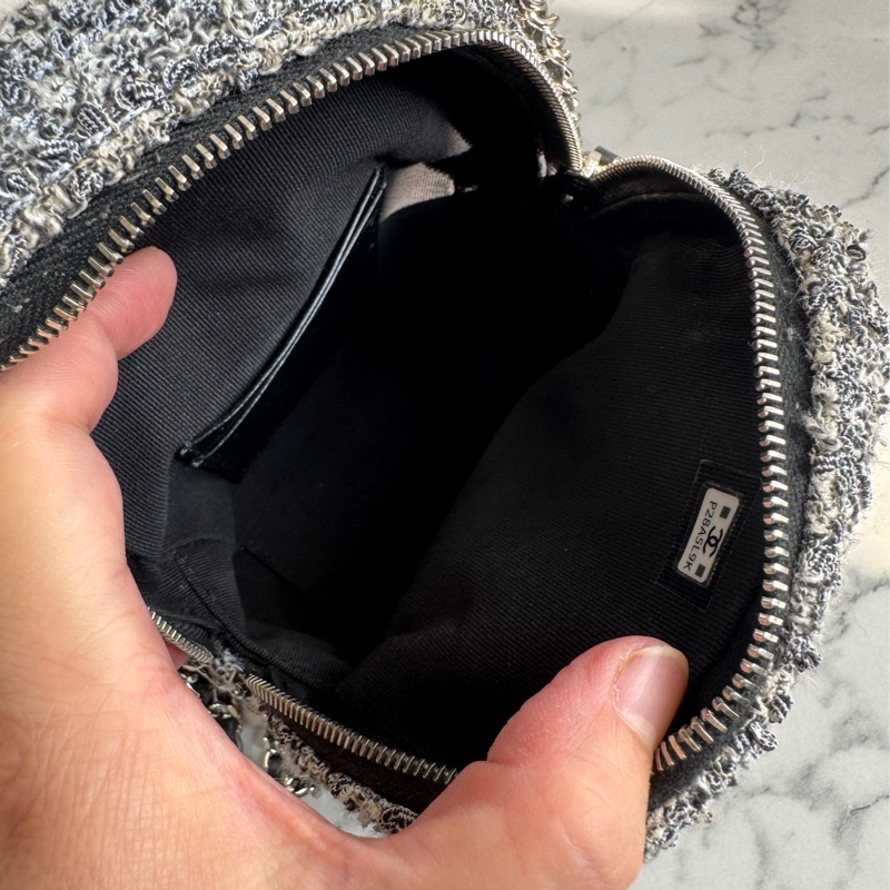 Chanel 毛呢銀鏈後背包-7