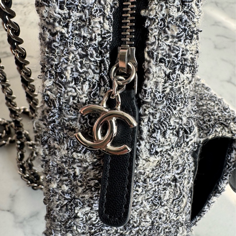 Chanel 毛呢銀鏈後背包-17