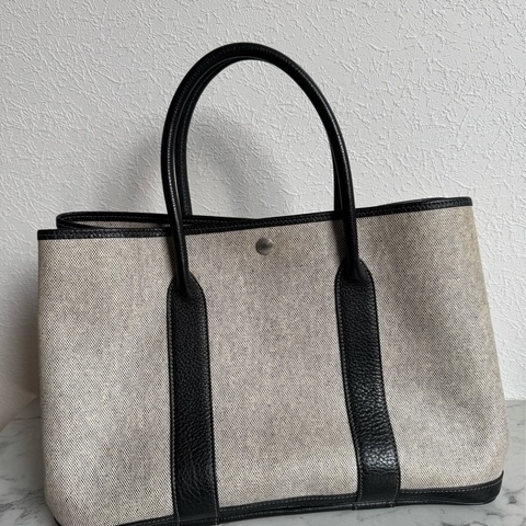 Hermes 米色GP36提包