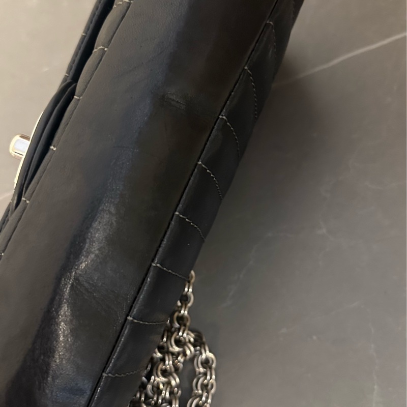 (MYMLuxurybag)🔥經典 25cm Chanel 🔥黒銀 皮袋 肩背袋-12