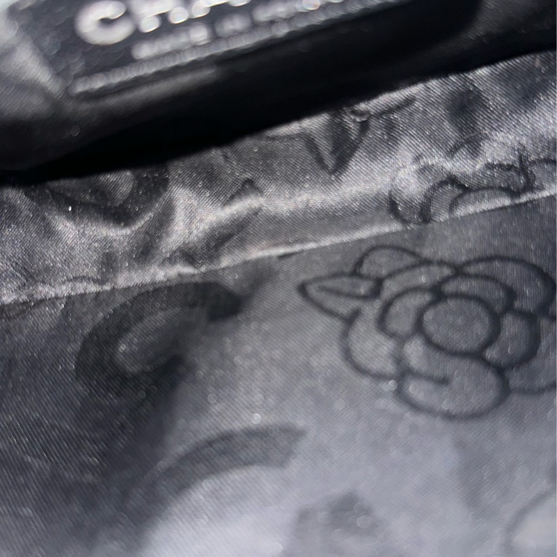 (MYMLuxurybag)🔥經典 25cm Chanel 🔥黒銀 皮袋 肩背袋-32