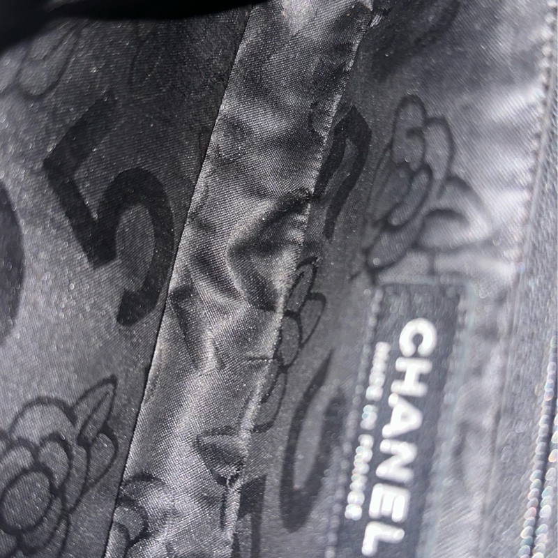 (MYMLuxurybag)🔥經典 25cm Chanel 🔥黒銀 皮袋 肩背袋-34