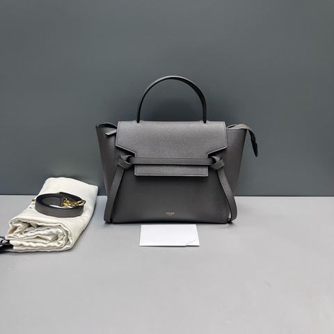 Celine 大象灰鯰魚micro單肩斜挎手提包 尺寸約26*20*14。