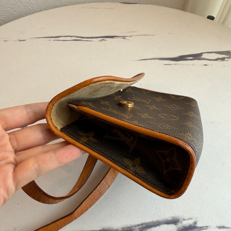 lv小腰包 可以自己改裝-10