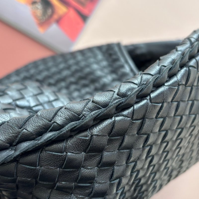 ::Bottega Veneta:: BV Belly Hobo Intrecciato 黑色編織手提包 肩背包 彎月包 大款 和尚包 流浪包-11