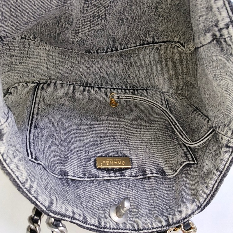 CHANEL CHANEL 19 黑色牛仔布菱格紋絎縫單肩包 金色銀色釘色五金-6