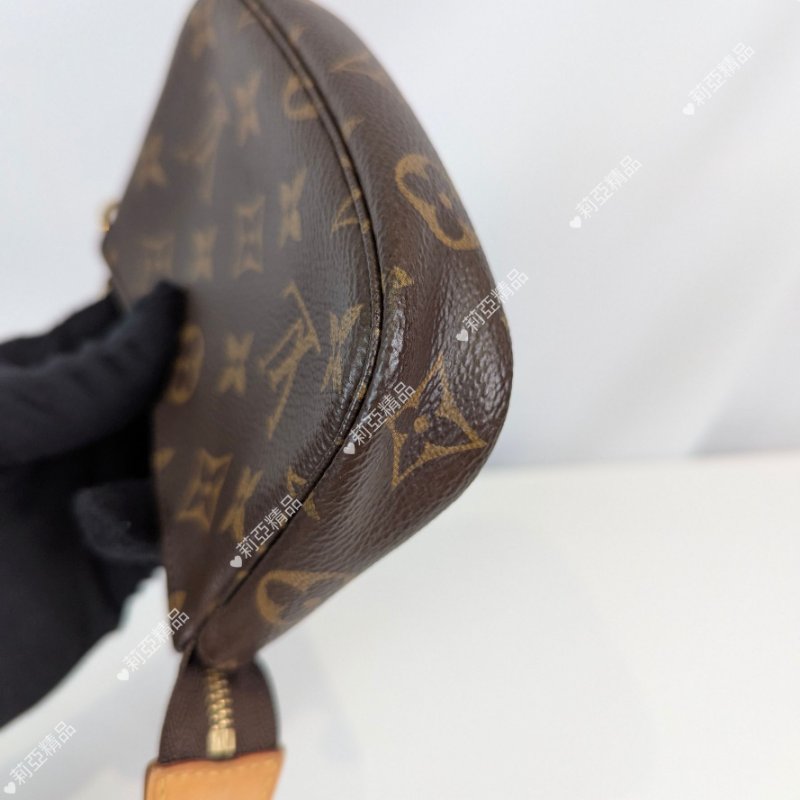 莉亞精品♡LV 小麻將包 九新美品-10