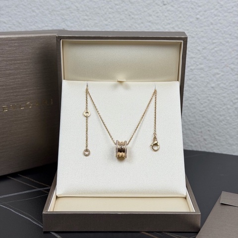 BVLGARI B.ZERO1系列吊墜項鍊 18K玫瑰金 鑲鑽 彈簧項鍊 附件如圖 無卡