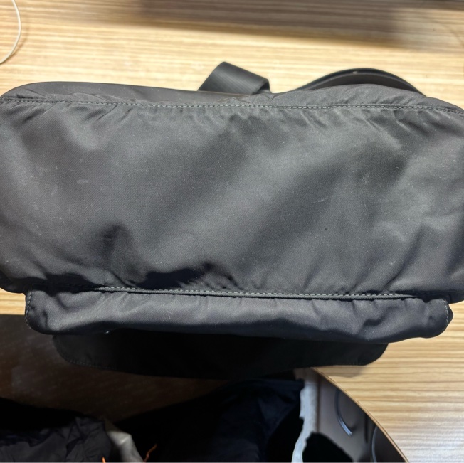 prada中古郵差包 便宜賣-4