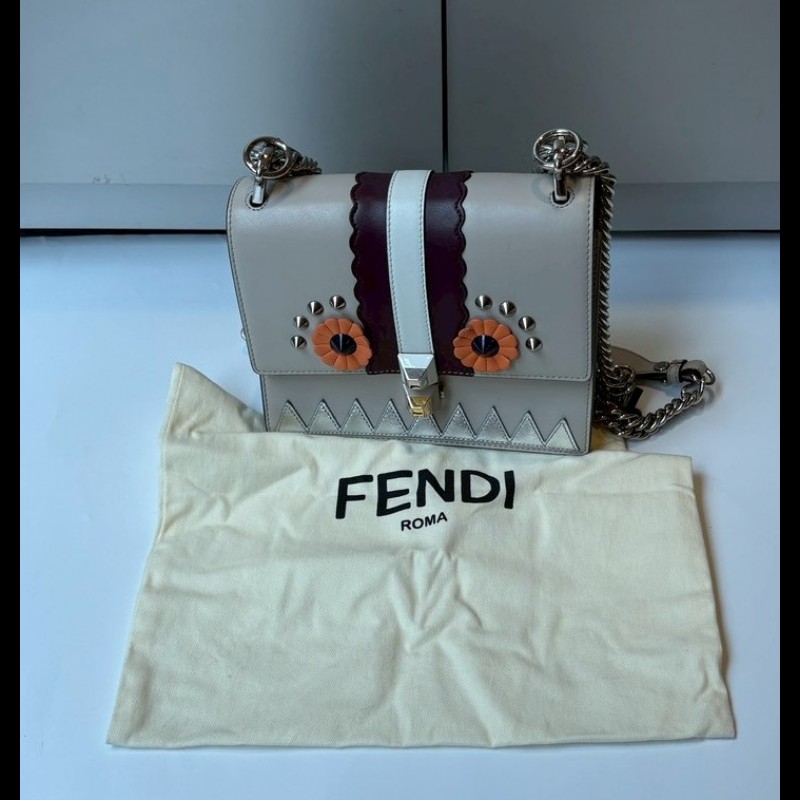 Fendi 銀鍊怪物系列 Kan I 口蓋兩用包-5