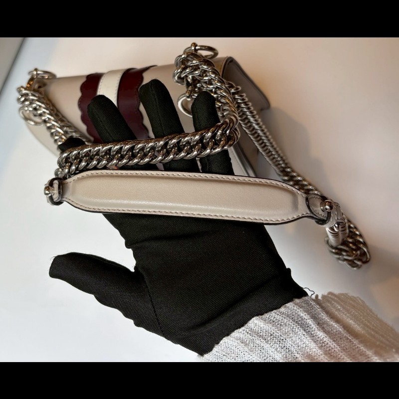 Fendi 銀鍊怪物系列 Kan I 口蓋兩用包-11