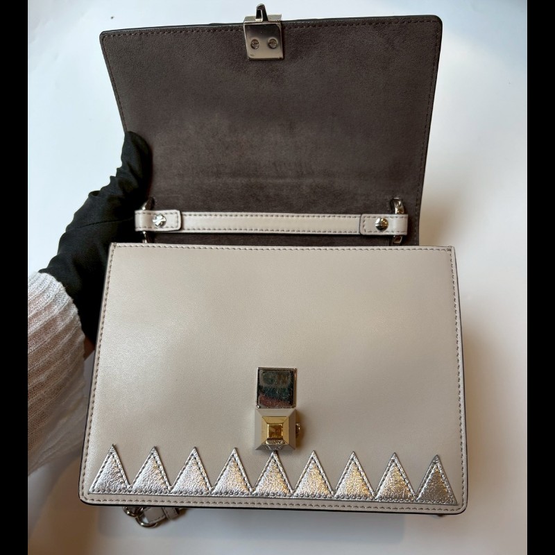 Fendi 銀鍊怪物系列 Kan I 口蓋兩用包-26