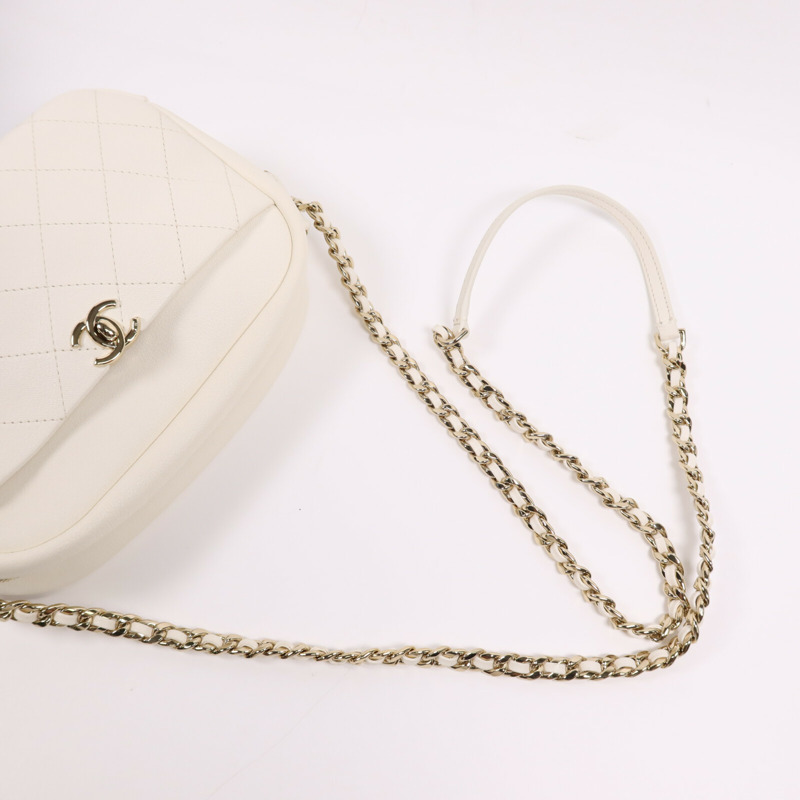 CHANEL 牛皮皮革Camera Shoulder Bag金扣鏈帶肩背袋-7