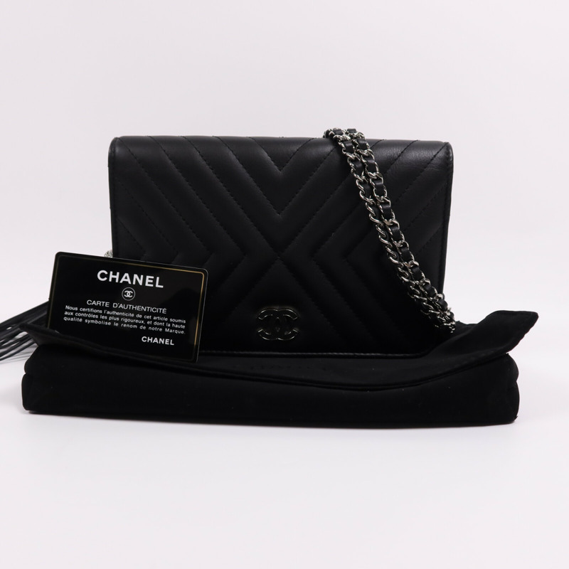 CHANEL 羊皮皮革WOC Wallet On Chain銀扣鏈帶肩背袋-7