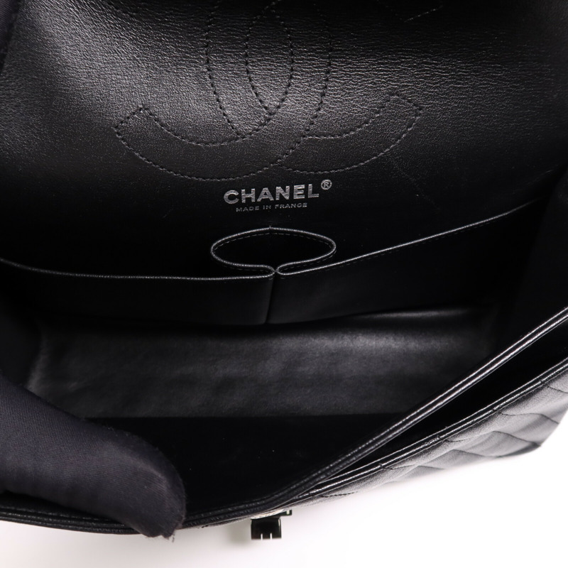 CHANEL 牛皮皮革2.55 (28cm)鏈帶肩背袋-13