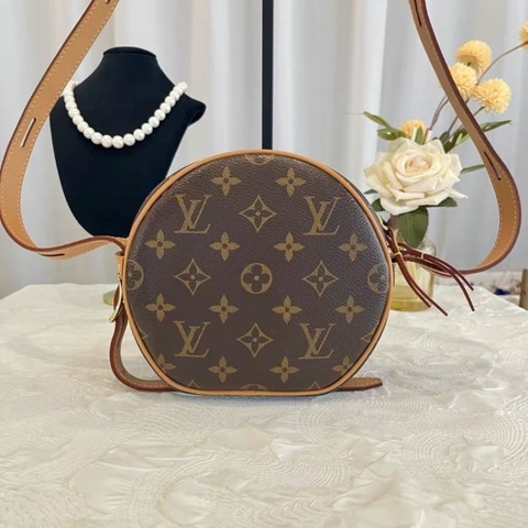 LV 經典老花軟圓餅小號 17*18*7 98新配件塵袋
