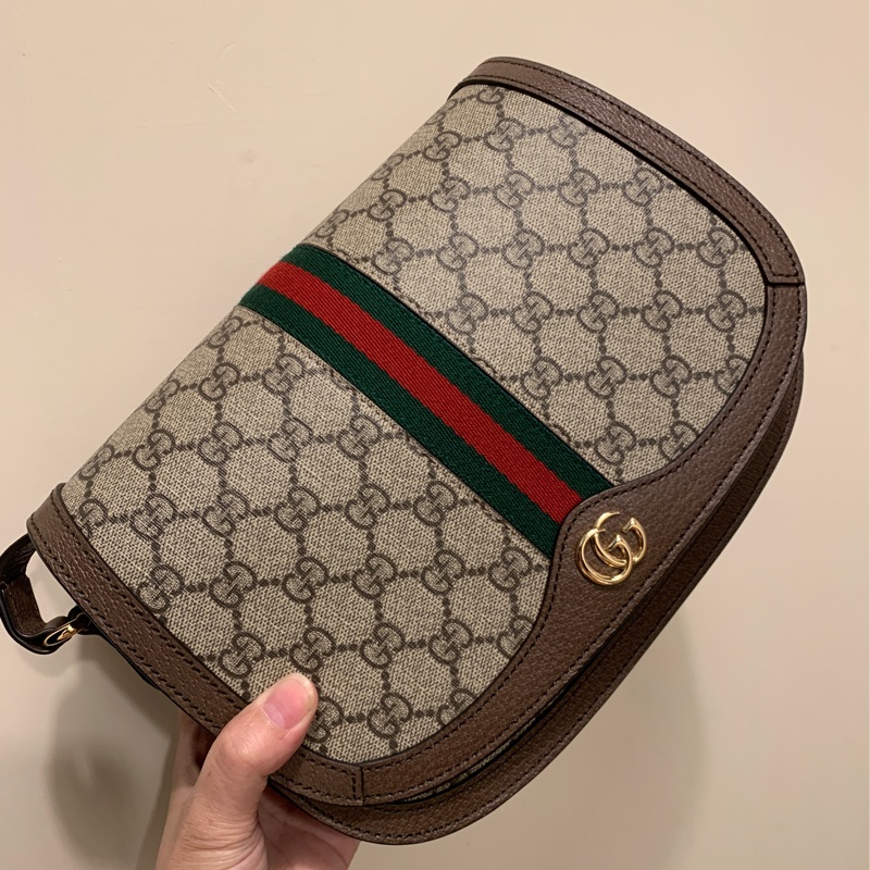 全新GUCCI  Ophidia雙G LOGO PVC 斜背馬鞍包-4