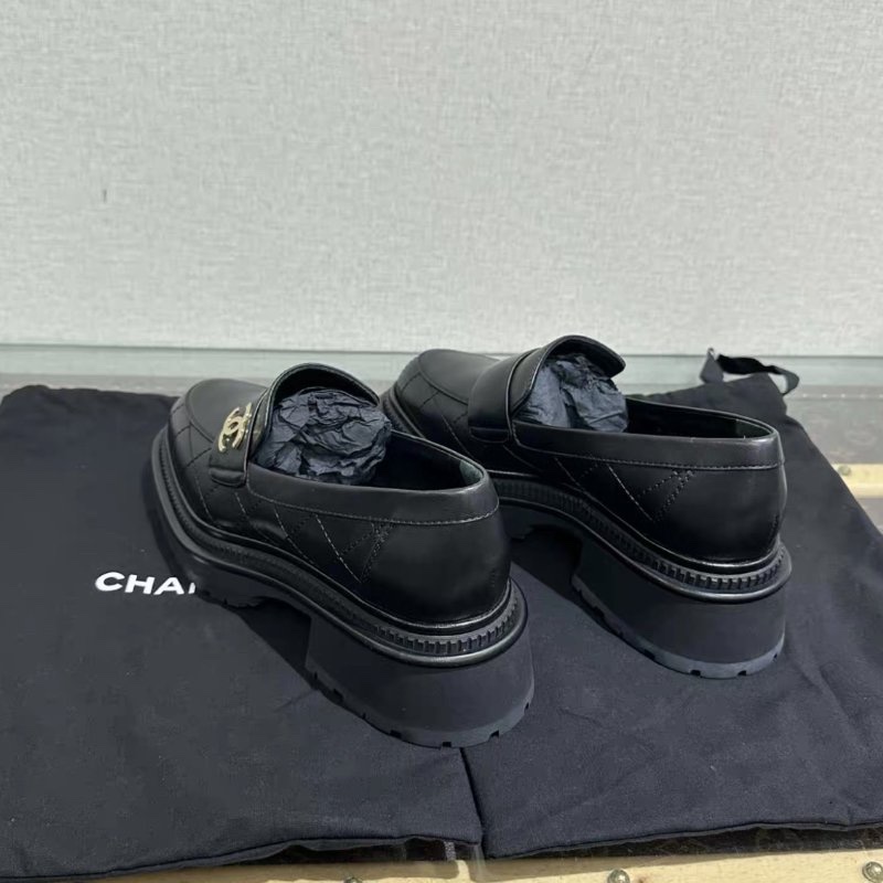 CHANEL 金扣菱格樂福鞋 35號 全新配件:盒子塵袋-2