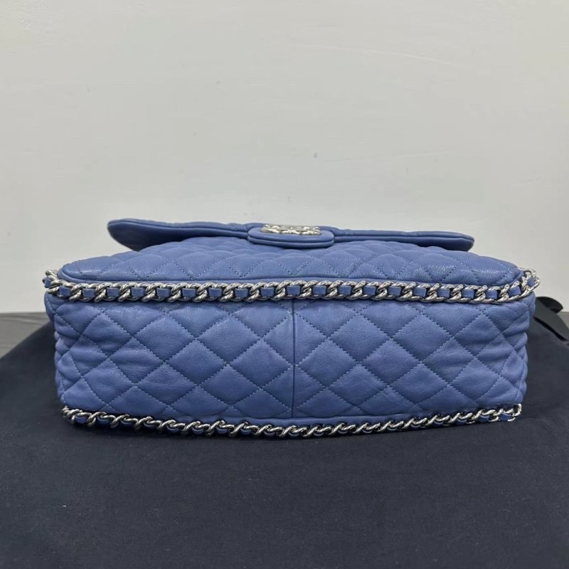 Chanel 藍色鏈條滾邊機場包 35*25*10 98新配件塵袋-3
