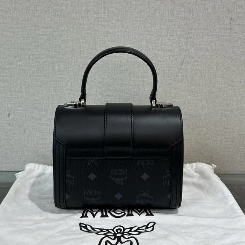 MCM 黑銀TracySatchel手提肩背斜背包 18*14*10 全新閒置配件塵袋-5