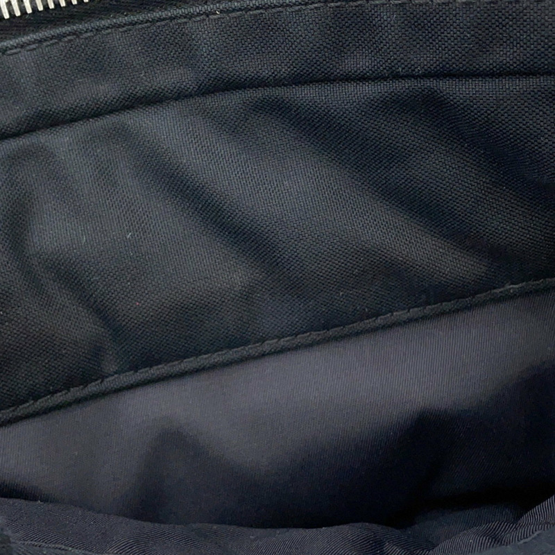 香奈兒鏈條肩背包,絎縫,Coco標誌,運動系列,單蓋,瓷白色帆布,黑色-11