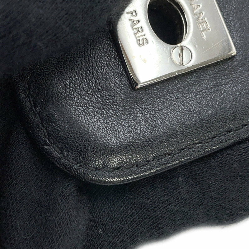 香奈兒鏈條肩背包,絎縫,Coco標誌,運動系列,單蓋,瓷白色帆布,黑色-12