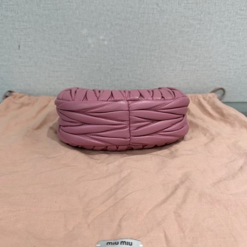 MIUMIU wander粉金mini hobo手提斜背包 17.5*14*6 98新配件塵袋-3