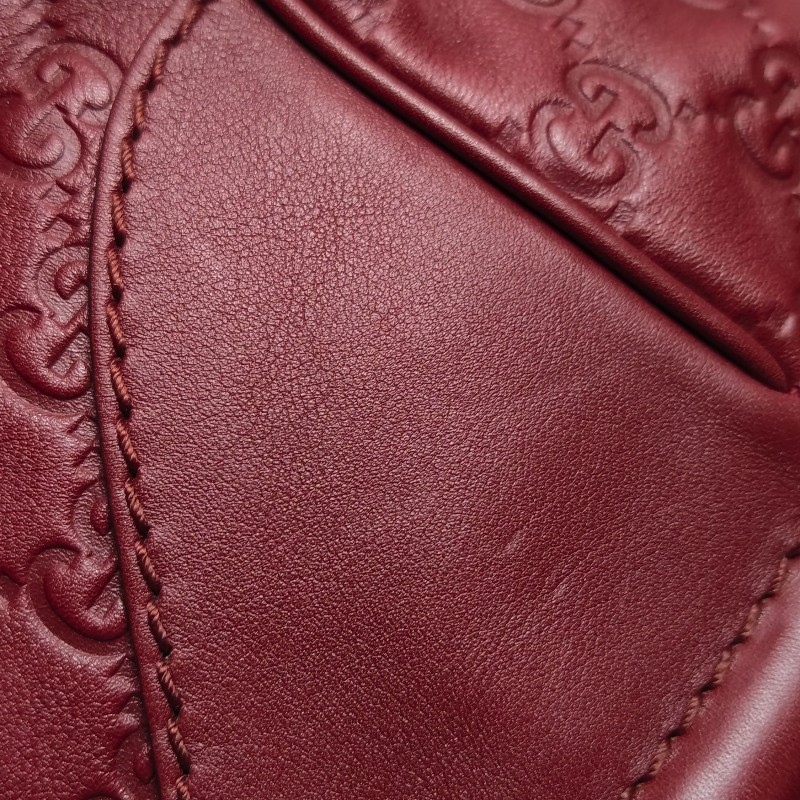 Gucci 牛皮純色雙G老花壓紋手提包-15