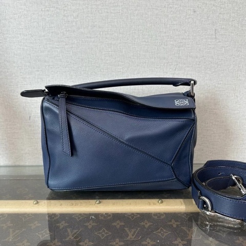 LOEWE 藍色銀扣小號拼圖手提肩背斜背包 24*15*10 98新配件塵袋