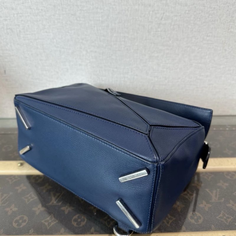 LOEWE 藍色銀扣小號拼圖手提肩背斜背包 24*15*10 98新配件塵袋-2