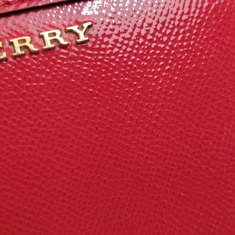 Burberry牛皮純色字母Logo拉鍊錢包-11