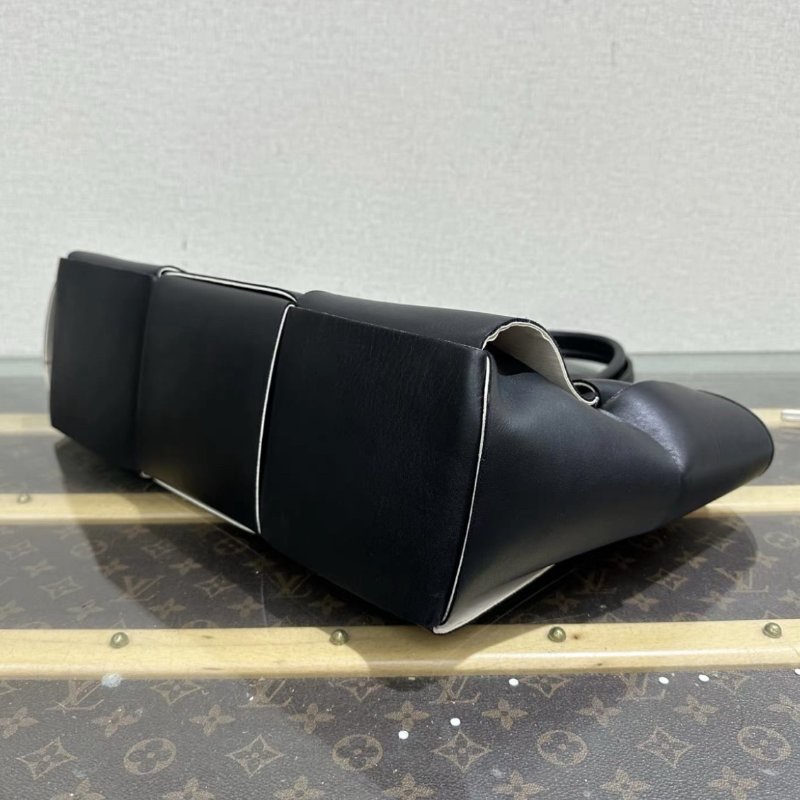 BV ARCO六格黑白格編織托特包 36*22*12 99新-2