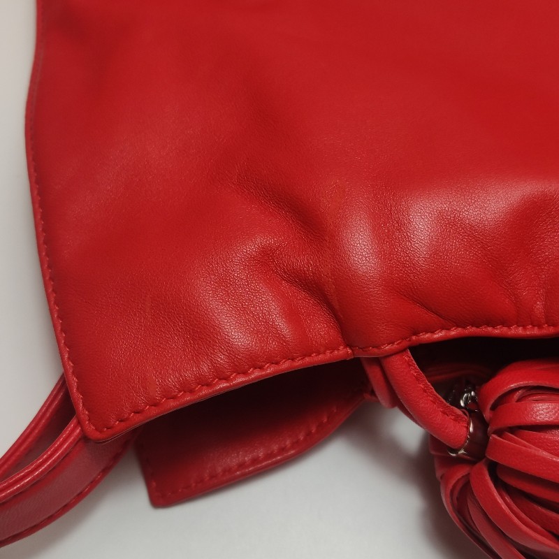 Loewe Flamenco中號羊皮純色壓紋Logo繩結設計斜挎包單肩包-14