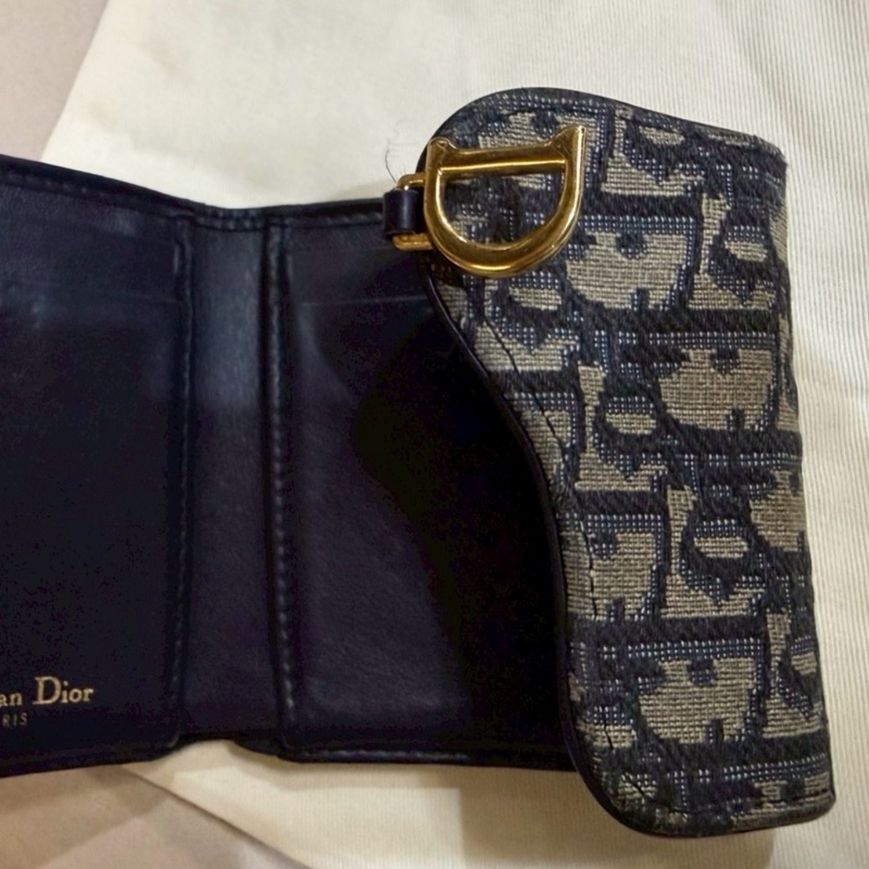 🔥大降價 Dior 蒙田三折短夾 經典 Oblique 老花 滿版 帆布 拼皮 金 D 扣 復古 優雅 法式 小香風 精品 女夾 二手-4